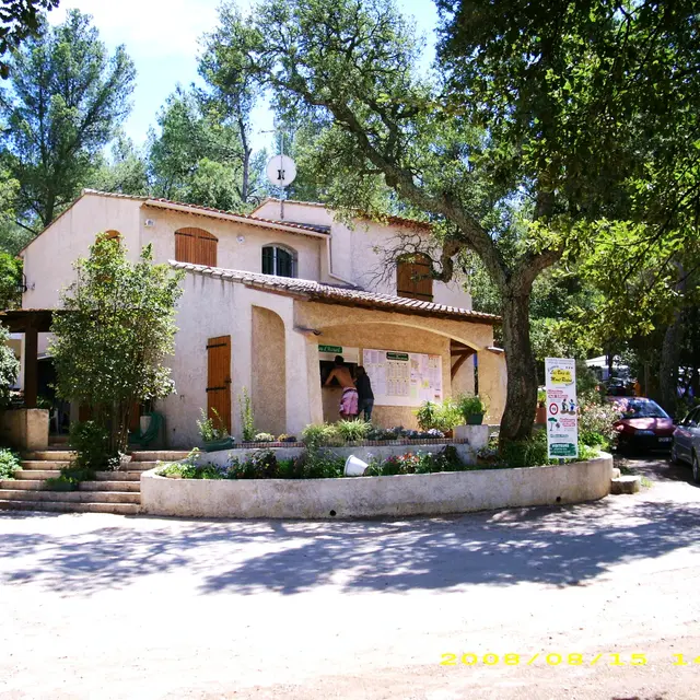 Camping Bois de Mont Redon