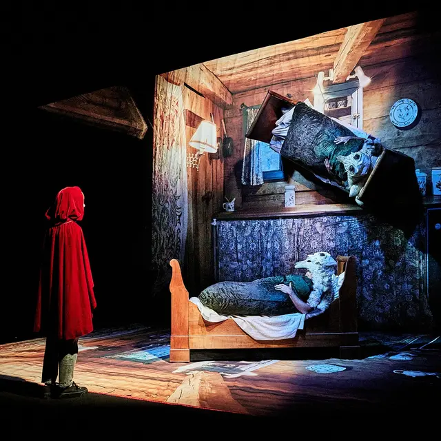 Théâtre - Le petit chaperon rouge_Oyonnax