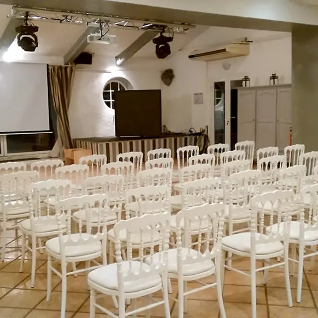 Le Mas des Bartavelles