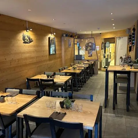 PHOTO SALLE 1.jpg