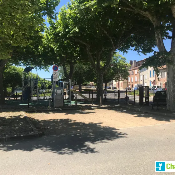 Borne de recharge électrique - Promenade Sancert_Moissac