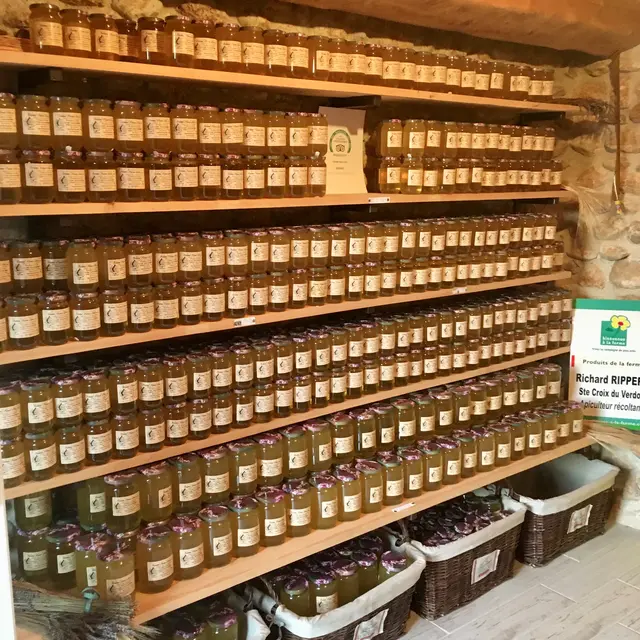 FERME PARA LOU