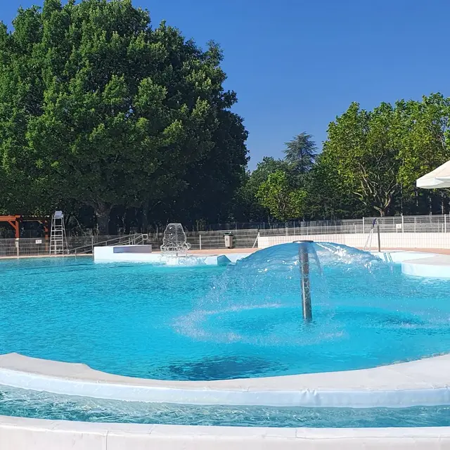 Piscine d'été