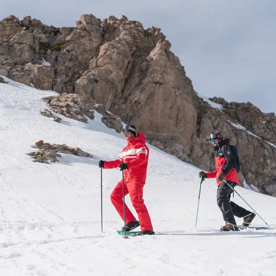 ESF-Flaine-Sortie-Raquettes-En-Montagne