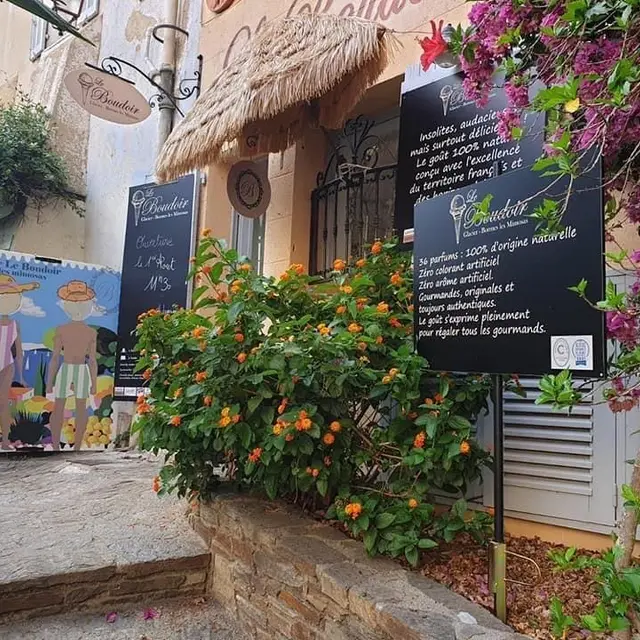 Façade le Boudoir