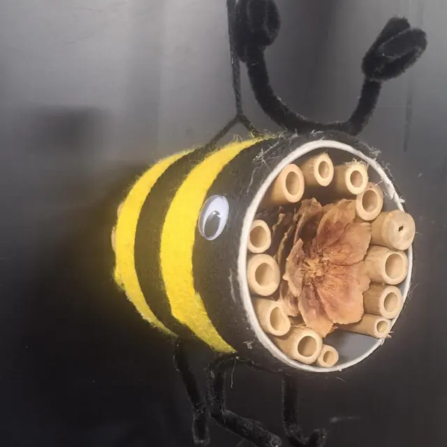 Atelier - hôtel à insectes_Villard-de-Lans