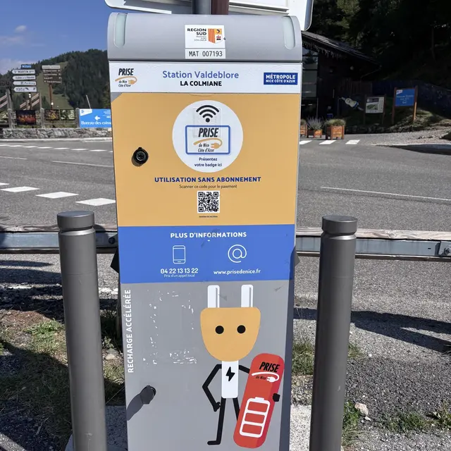 Borne véhicules électriques La Colmiane_Valdeblore