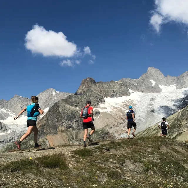 virage montagne- aperigloo Trail