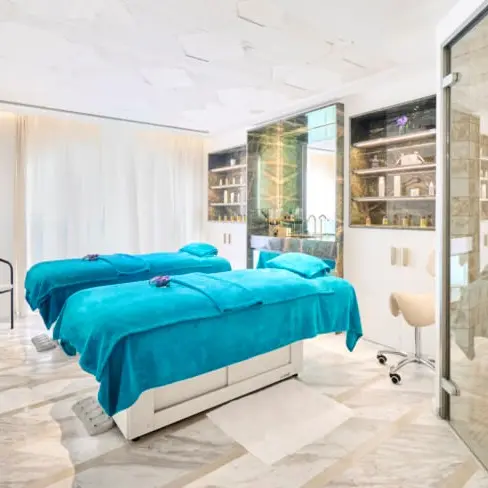 Le C Club SPA