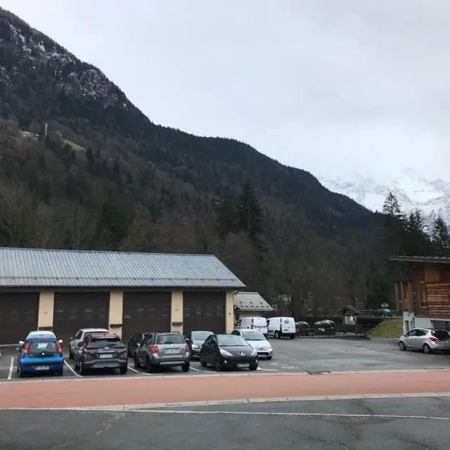 Parking école Servoz