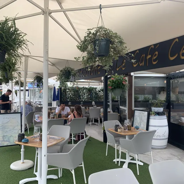 Le Café Cézanne_Le Lavandou