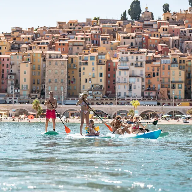 Activités en mer en famille