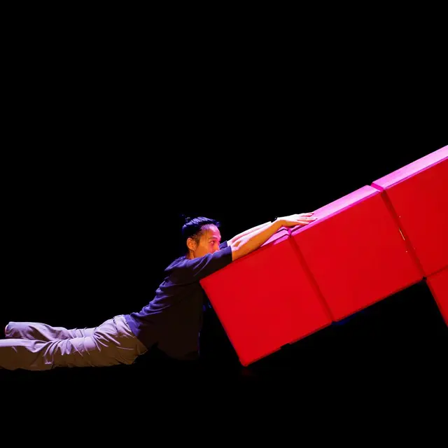 Faces à Face - Cirque magie_Château-Arnoux-Saint-Auban