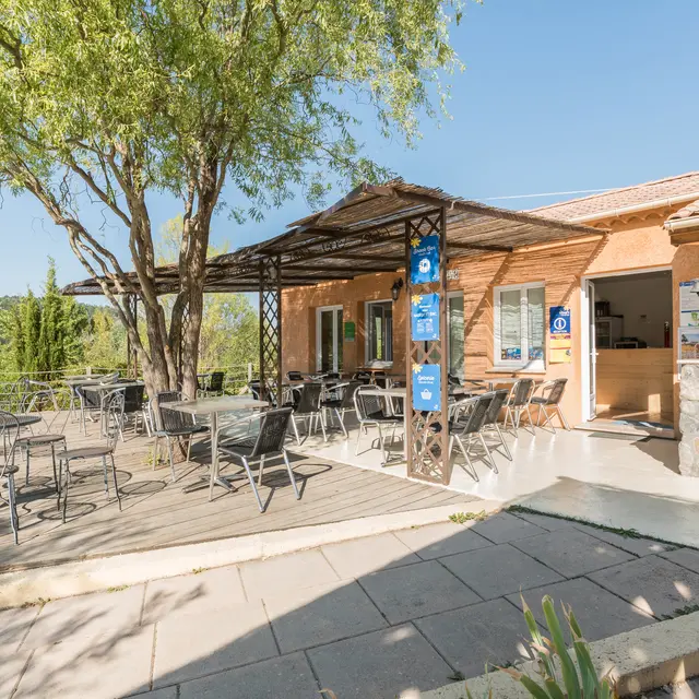 L'accueil et le Snack-Bar