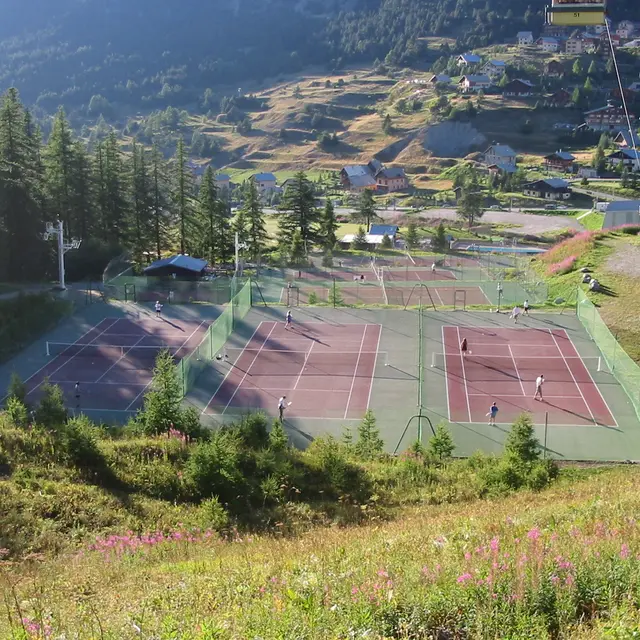 Cours et Stages de Tennis