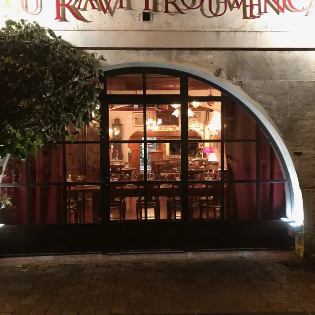 Ou Ravi Prouvencau_Maussane-les-Alpilles