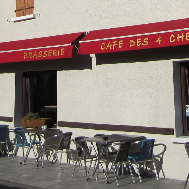 Bar restaurant Les quatre chemins à Doussard