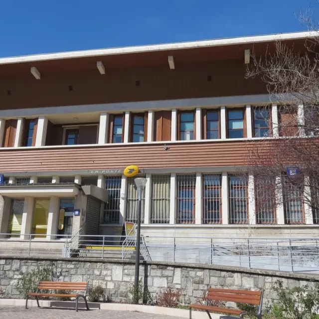 La Poste 1