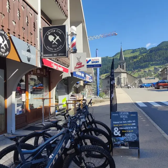 Switch 5 - Location de VTT électriques_Châtel