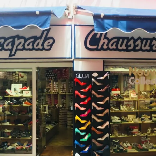 Escapade Chaussures Sanary sur Mer Provence Alpes Cote d Azur Tourisme