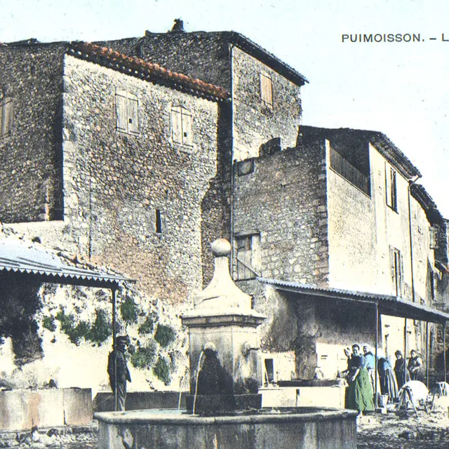 La fontaine et ses lavandières