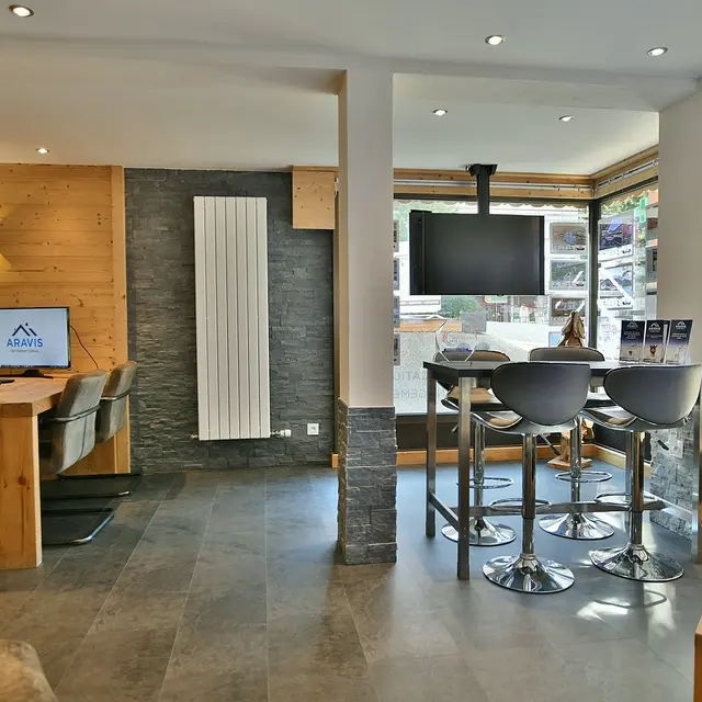 Aravis International