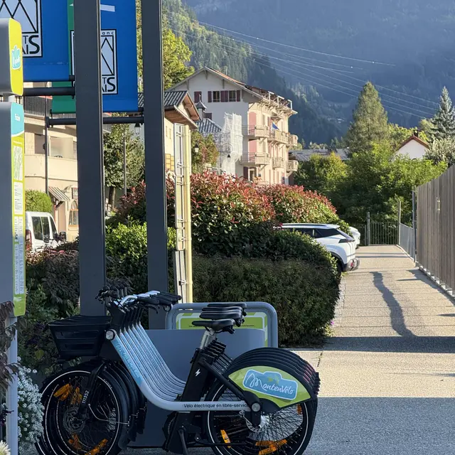 Borne MontenVélo - Piscine de Saint-Gervais_Saint-Gervais-les-Bains