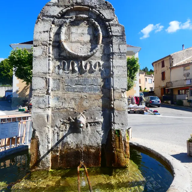 Rosans la Fontaine Ladoucette