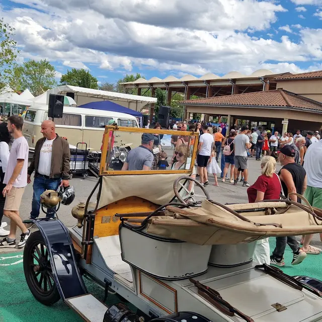 Exposition de véhicules et de motos anciennes, yougtimers et sport_Saint-Marcellin-en-Forez