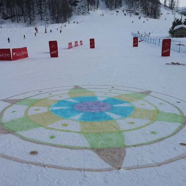 Snow painting