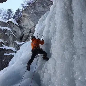 Cascade de glace avec Odilon Ferran