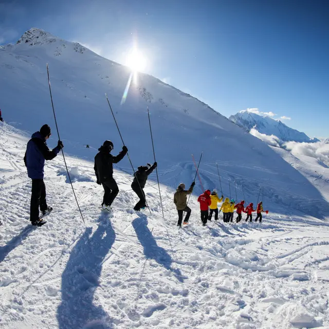 Atelier nivologie et recherche de victime en avalanche_Molines-en-Queyras