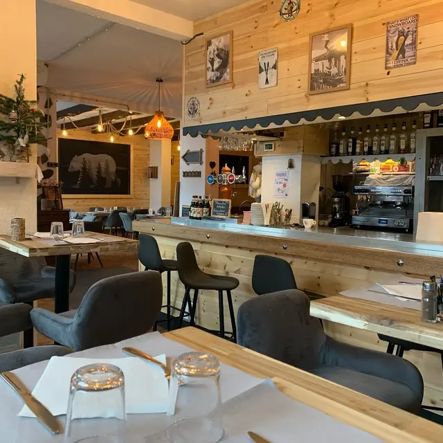 La Tanière de l'Ourson - restaurant au Sauze 1700