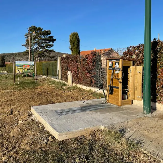 Station de lavage, gonflage vélos - Levens_Levens