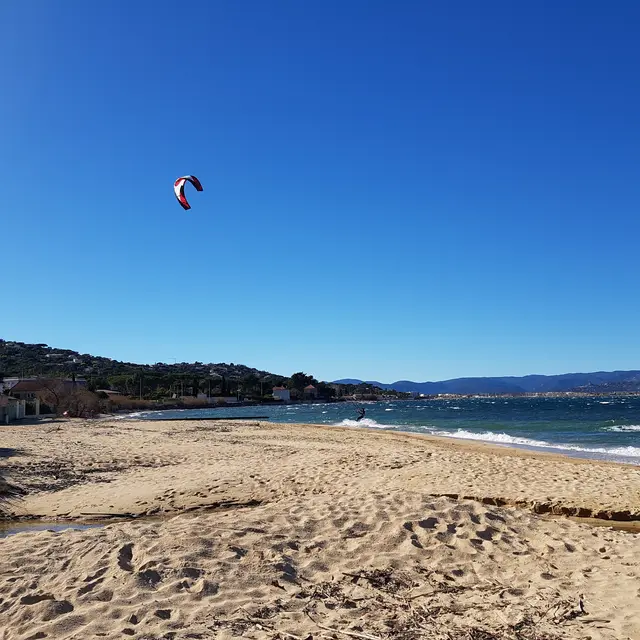 Plage de la Bouillabaisse à Gassin - https://gassin.eu
