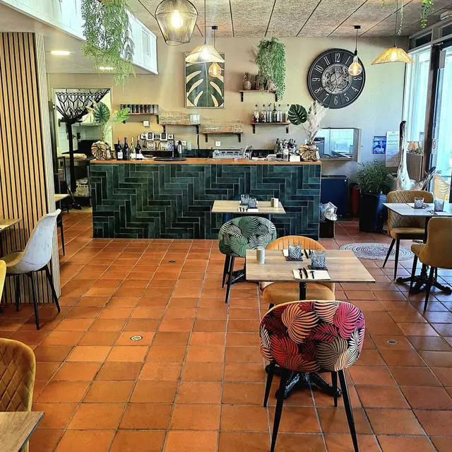 A l'Ombre des Oliviers_Gardanne