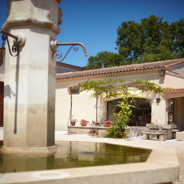 Le Domaine Fontaine du Clos