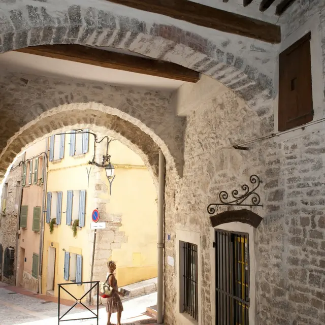 Porche de la rue Gambetta