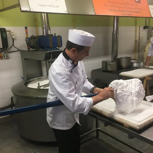 Fabrique artisanale du nougat à Montélimar