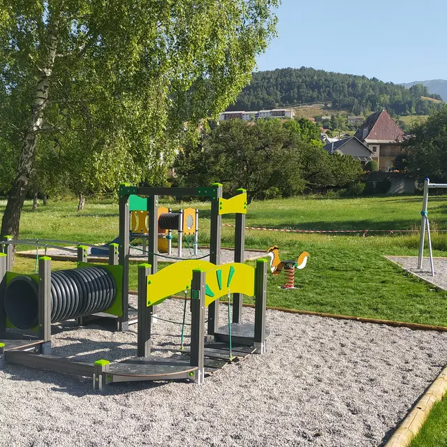 Aire de Jeux de Seyne les Alpes