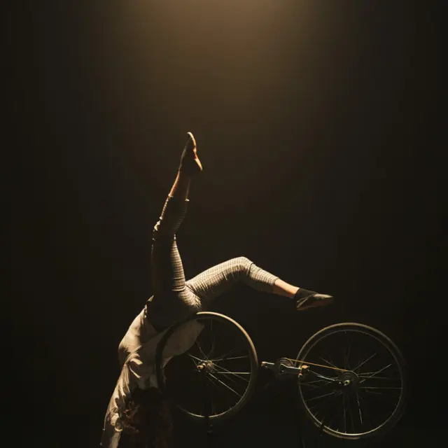 Cirque - La bête noire / Petite reine_Alès