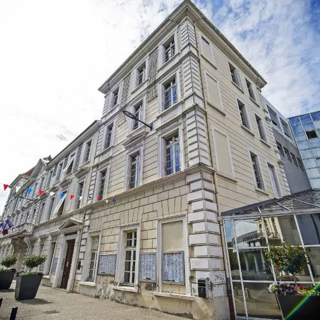 Hôtel de Ville de Romans_Romans-sur-Isère
