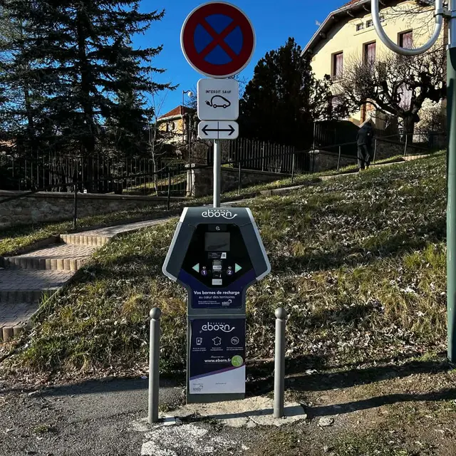 e-Borne recharge électrique Seyne Village_Seyne