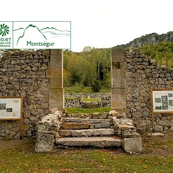Visite du château d’Amont pour les Journées du patrimoine de pays_Bélesta