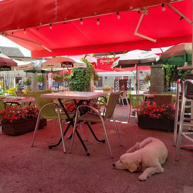 Chez Le Poète_Selonnet