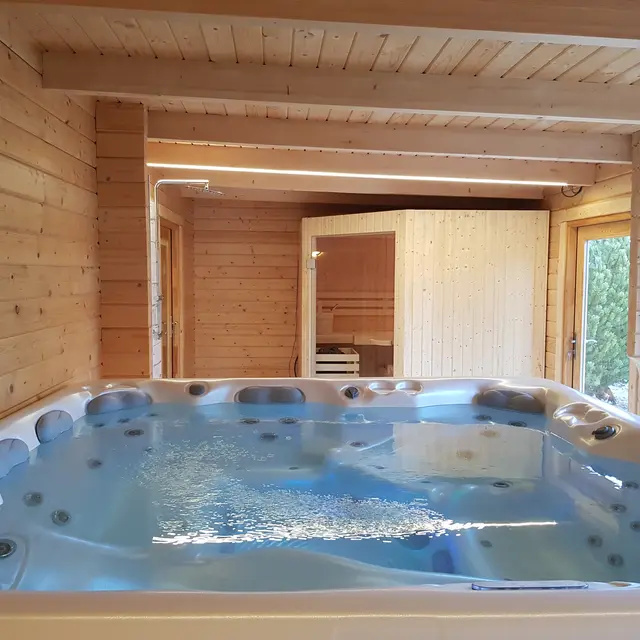 La Grange aux Abeilles - Spa, Sauna, Hammam à Estivareilles