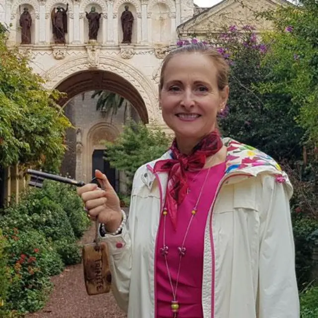 Cannes Greeters Anne