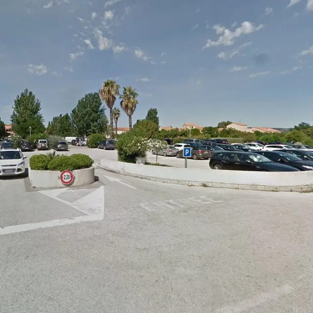 Parking de la Baie des Isles à La Londe les Maures