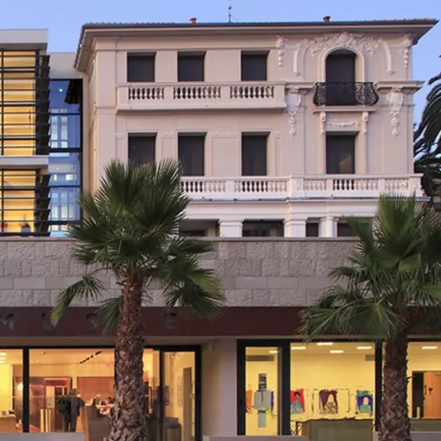 Promenades-découverte : balades pigmentées aux musées_Sainte-Maxime