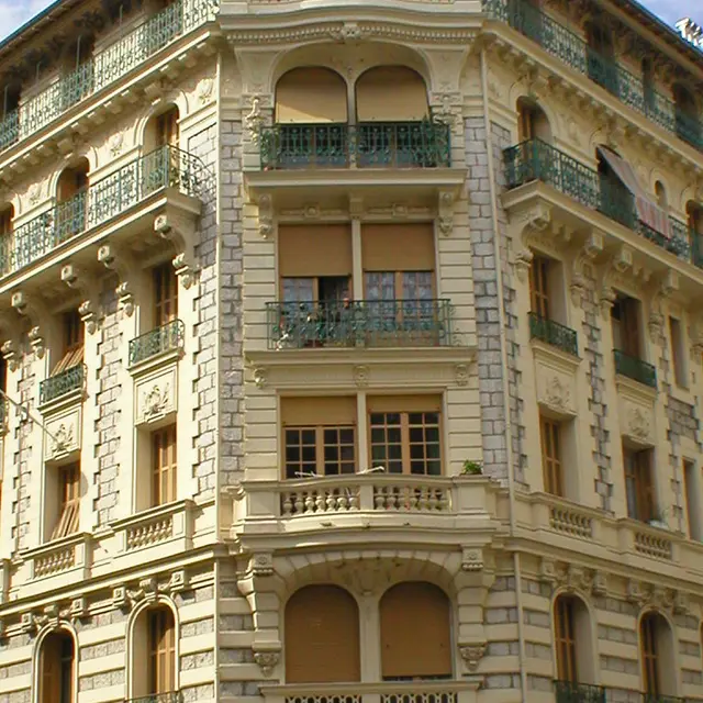 LE BARLA